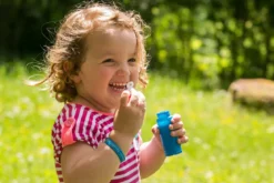 Armband zum Laktoseintoleranz erkennen