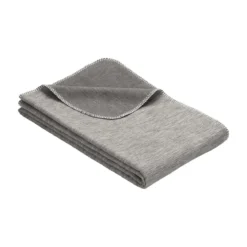 Kuscheldecke Lausanne – leicht & ideal für den Sommer