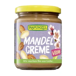 Mandel Creme Aufstrich vegan und ideal aufs Frühstücksbrot
