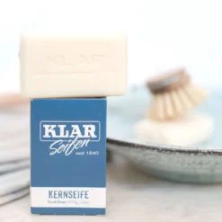 Pflanzliche Kernseife von Klar im praktischen 9er-Set