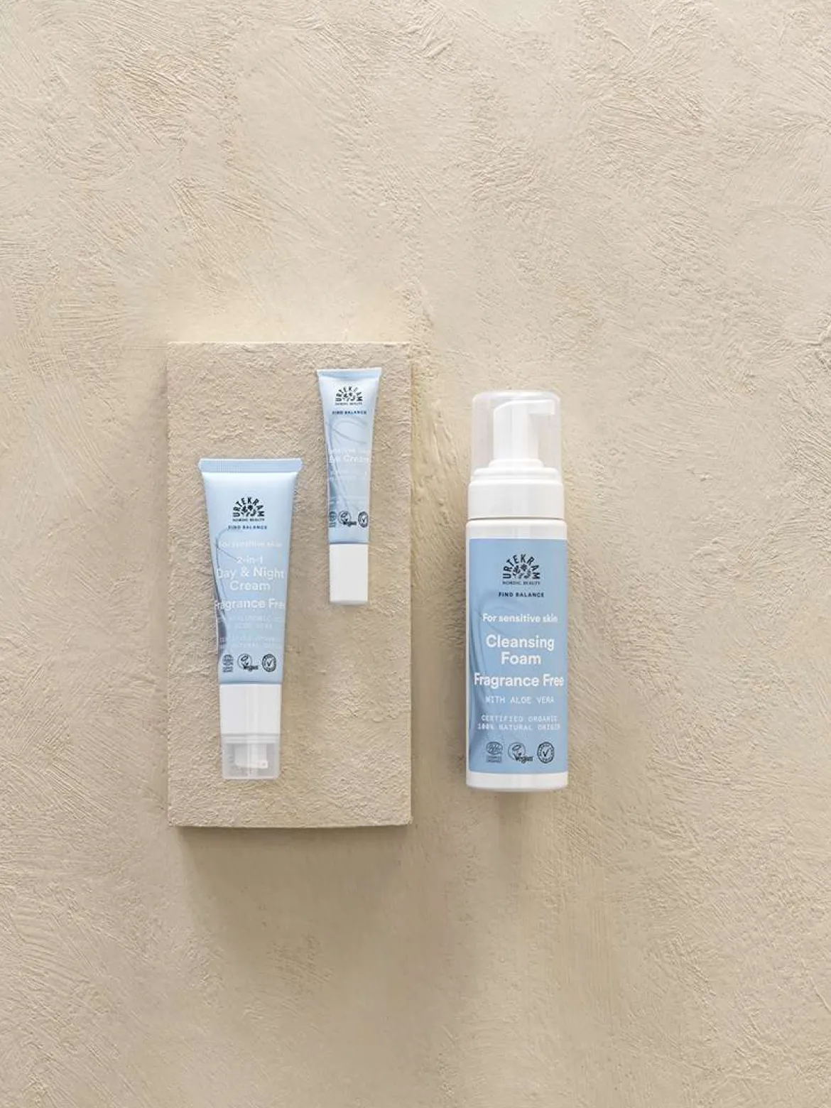 Urtekram Fragrance Free Cleansing Foam mit Aloe Vera